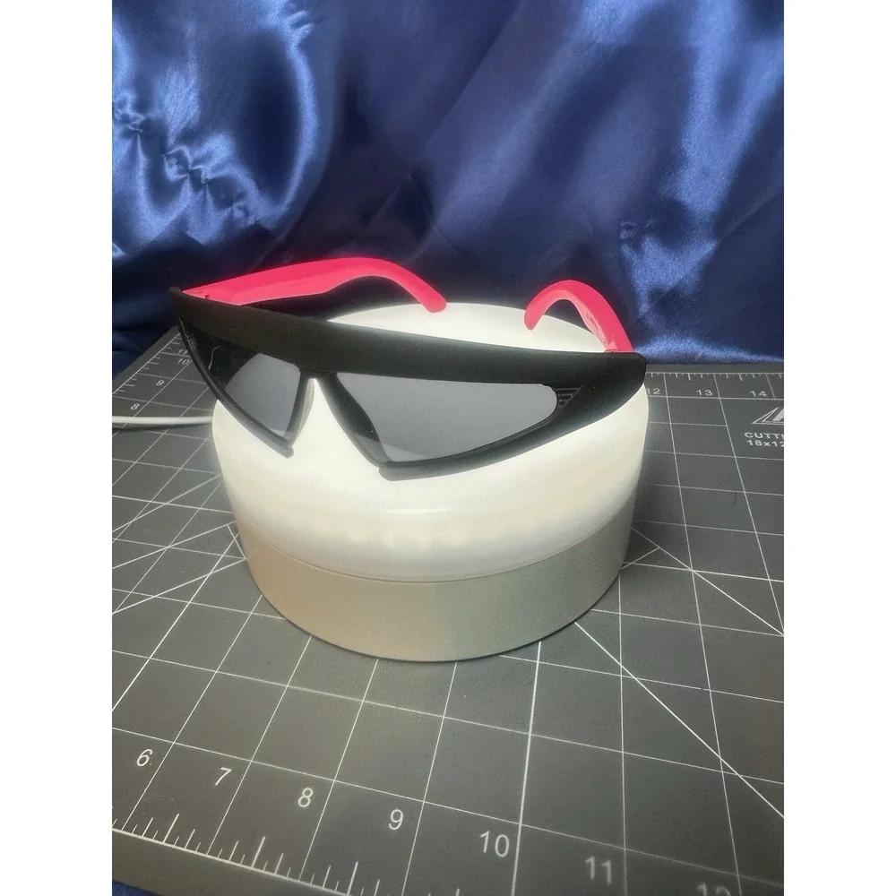 Vintage 1989 Pizza Hut Back To The Future Black/Hot Pink Promotional Sunglasses